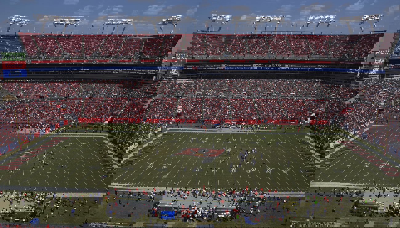 Team Histories Buccaneers Raymond James Stadium (1) Min
